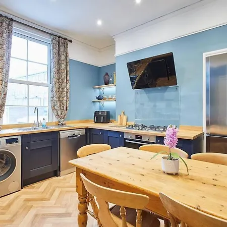 Tatil Evi Deja Blue Beautiful Period *